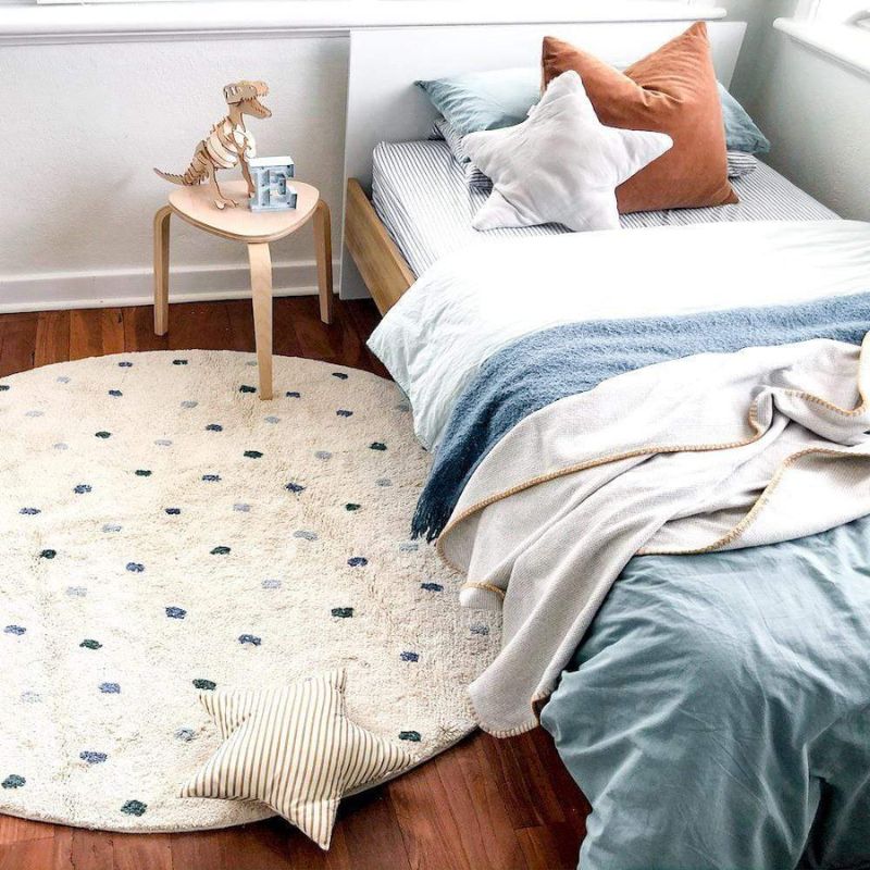 سجادة منفوش منقطة لغرفة المعيش - مراجعة Baby Nursery Fabric وسعره
