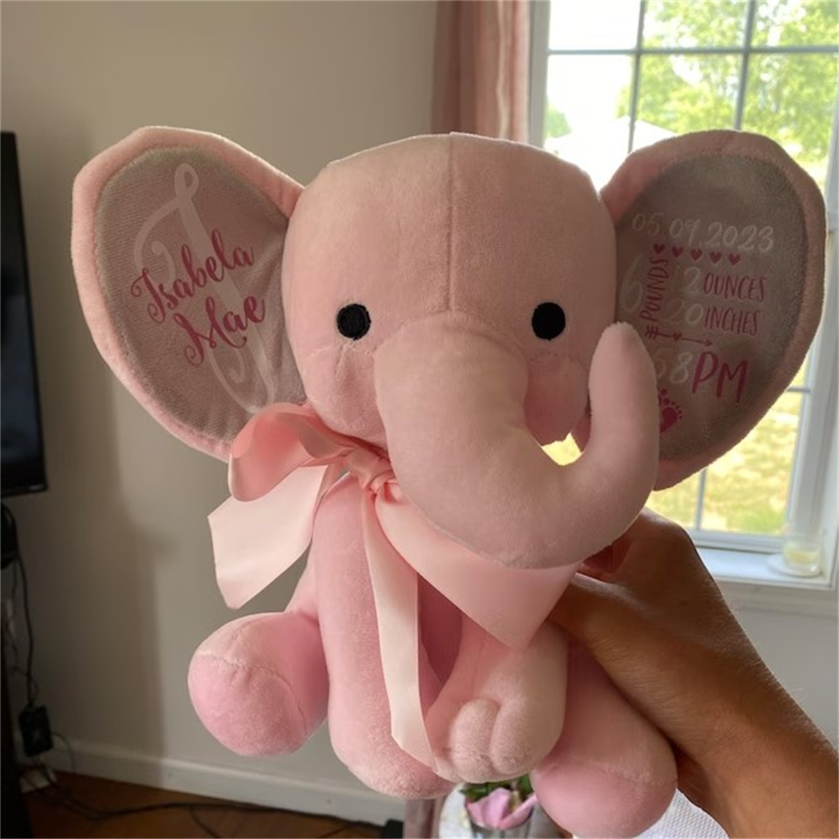 إحصائيات الميلاد المخصصة على ش - مراجعة Baby Nursery Elephant وسعره
